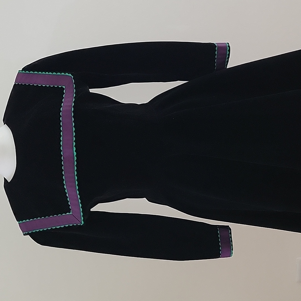 Black velvet dress. Size 38 EU
